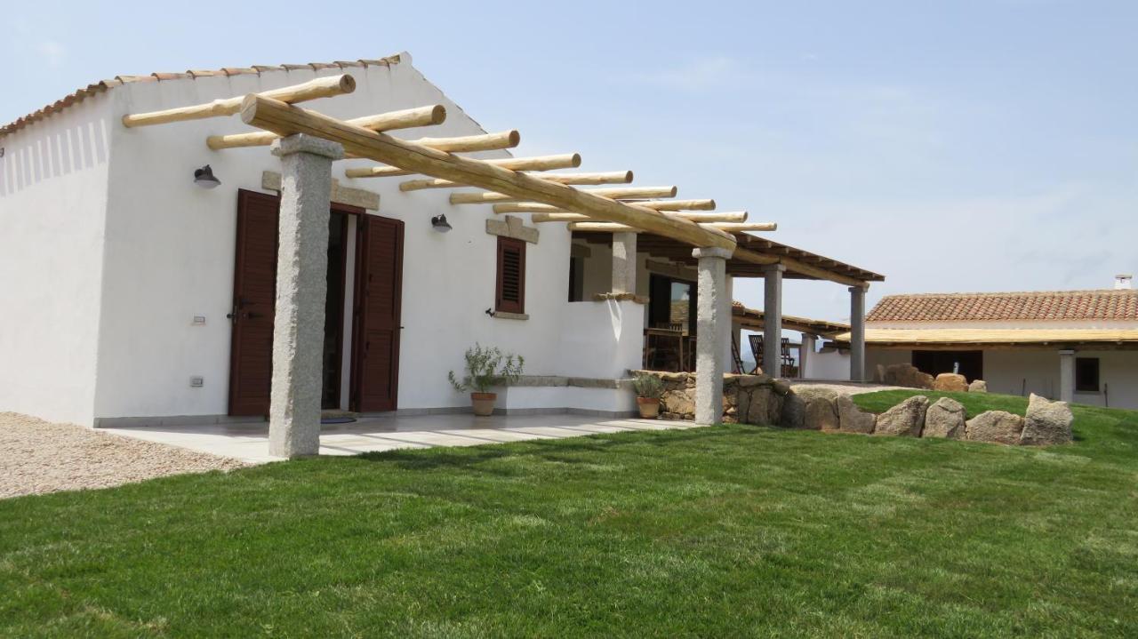 Macciuneddu Country Retreat Golfo Aranci Ngoại thất bức ảnh